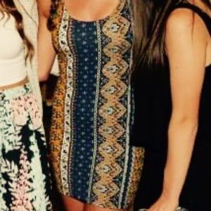 Patterned bodycon dress